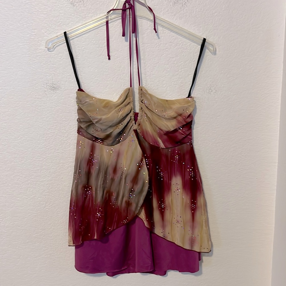 🩷✨PRETTY TOP TIES BEHIND NECK WITH A BIT OF SPARKLE SIZE XL NWOT EXCELLENT COND